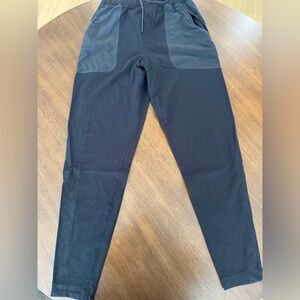 Lululemon Men's Black Jogger Pants